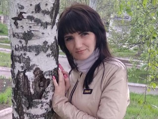 LenaWonder webcam girl as a performer. Gallery photo 1.