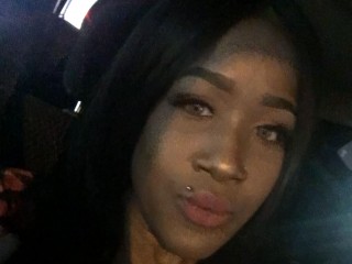 Pretty_Minnie webcam girl as a performer. Gallery photo 2.