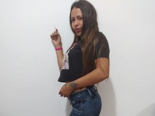 katlinbrend webcam girl as a performer. Gallery photo 1.