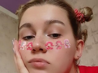 girlkelly webcam girl as a performer. Gallery photo 1.