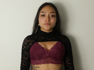 AliceClinton webcam girl as a performer. Gallery photo 3.