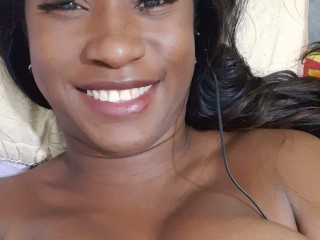 CarsonJones webcam girl as a performer. Gallery photo 2.