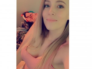 KissingKasey webcam girl as a performer. Gallery photo 2.