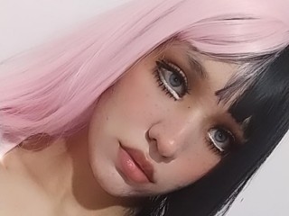 PorcelainPrincess21 webcam girl as a performer. Gallery photo 2.