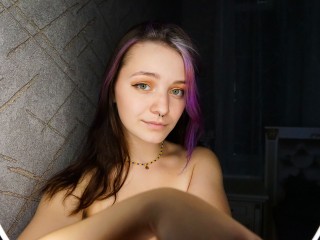 MaishaFlame webcam girl as a performer. Gallery photo 5.