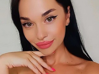 Afilerra webcam girl as a performer. Gallery photo 6.