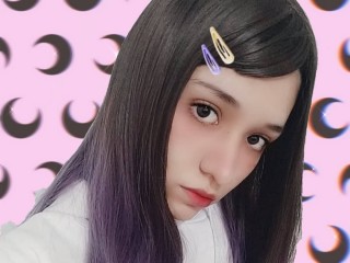 PorcelainPrincess21 webcam girl as a performer. Gallery photo 3.