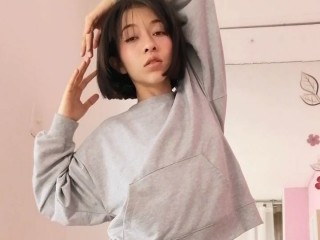 Sunny_Love18 webcam girl as a performer. Gallery photo 7.