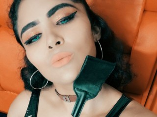 katerinerood webcam girl as a performer. Gallery photo 6.