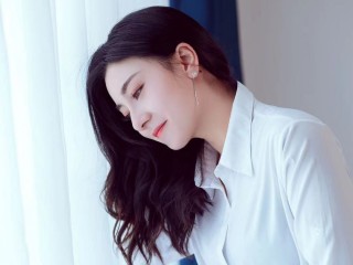 Xiangxiangmeiniu webcam girl as a performer. Gallery photo 8.