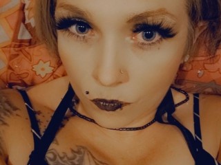 Starzinmyeyez32 webcam girl as a performer. Gallery photo 1.