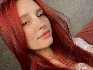 LoveRainbow webcam girl as a performer. Gallery photo 5.