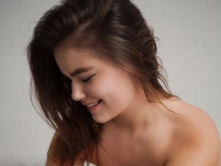 Kat_Diorr webcam girl as a performer. Gallery photo 7.