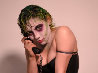 SharomGirl webcam girl as a performer. Gallery photo 8.