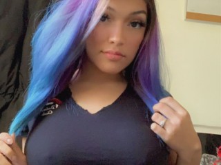 streamate LoveyCelestey webcam girl as a performer. Gallery photo 1.