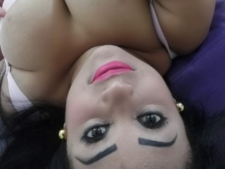 streamate XelenaGomez webcam girl as a performer. Gallery photo 1.