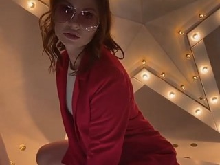 Perfect_Carrie webcam girl as a performer. Gallery photo 8.