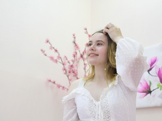 Zoe_Cranberry webcam girl as a performer. Gallery photo 5.