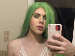 PollyPocketPu55y Nude on Live Sex Cam & Free Porn Chat (Trans ...