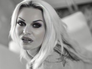 NatashaCool webcam girl as a performer. Gallery photo 6.