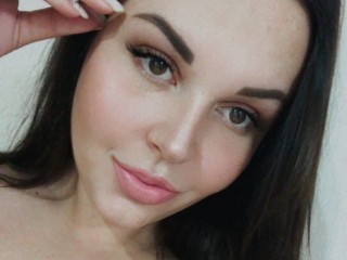 LovelyRossee webcam girl as a performer. Gallery photo 1.
