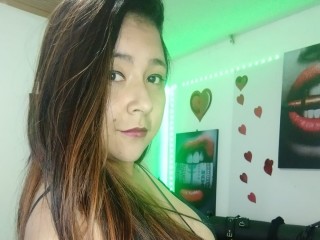 Nattii_Cruz18 webcam girl as a performer. Gallery photo 4.