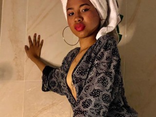 elektra_18 webcam girl as a performer. Gallery photo 7.