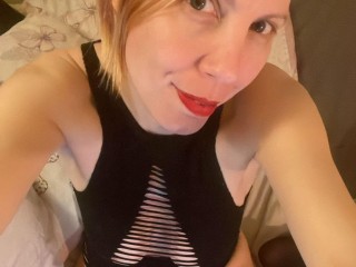 RolePlayingLucy live on Streamate