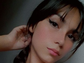 streamate TaniaMoon webcam girl as a performer. Gallery photo 2.