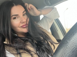 Chat with MissBestEver live now!
