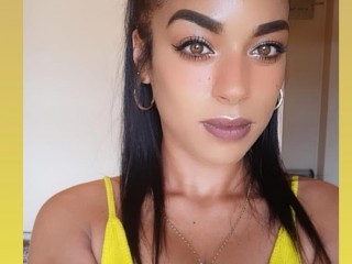 Chat with lillylondonx live now!