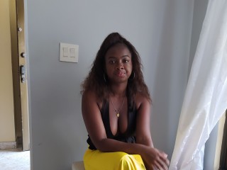 AliciaaJhons webcam girl as a performer. Gallery photo 2.