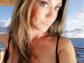 Live webcam sex with GoddessDiannaDonovan