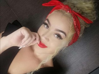 SeleneRisso cam porno live