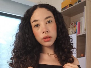 streamate AmaliaSolar webcam girl as a performer. Gallery photo 3.