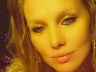 streamate SummerFeels webcam girl as a performer. Gallery photo 1.