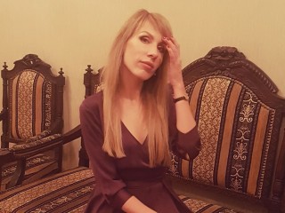 YourSofiia Female Anal Webcam Sex
