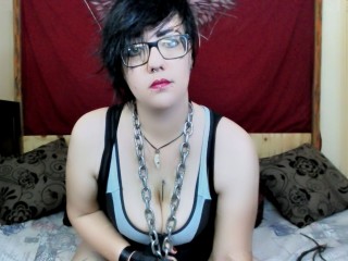 streamate QueenSlade webcam girl as a performer. Gallery photo 3.