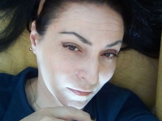 streamate RaisinSinerson webcam girl as a performer. Gallery photo 3.