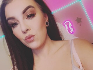 streamate Kalenekay webcam girl as a performer. Gallery photo 1.