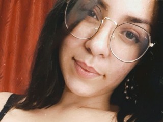 streamate Emilydaring webcam girl as a performer. Gallery photo 1.