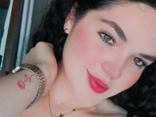 streamate MaraGreen webcam girl as a performer. Gallery photo 2.
