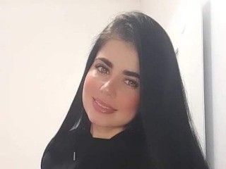 JulietteQueen webcam girl as a performer. Gallery photo 1.