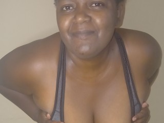 streamate EbonyBlueKenia webcam girl as a performer. Gallery photo 1.