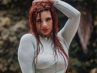 streamate MiaRedDevil webcam girl as a performer. Gallery photo 4.