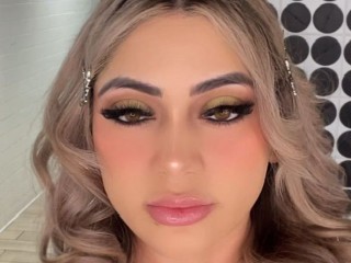 KatieKouture webcam girl as a performer. Gallery photo 2.