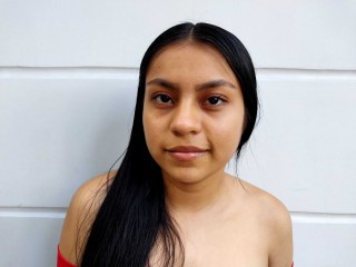 AnnyFlores webcam girl as a performer. Gallery photo 4.