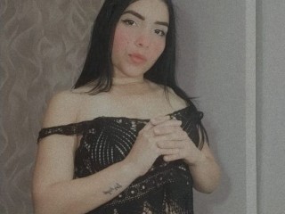 KiaraClarkx webcam girl as a performer. Gallery photo 3.