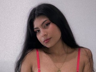 streamate LissaWild311 webcam girl as a performer. Gallery photo 3.