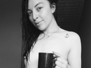 ximenabrow webcam girl as a performer. Gallery photo 5.